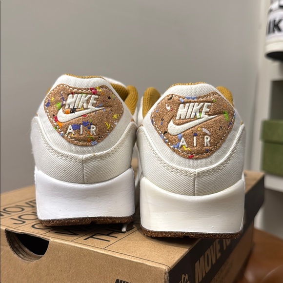 Nike Cream and Gold Air Max 90 SE Cork - Picture 8 of 9
